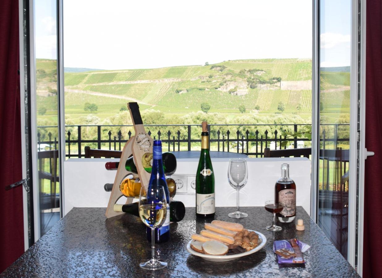 The Old Gemeinde House By The Mosel River 브라운버그 외부 사진